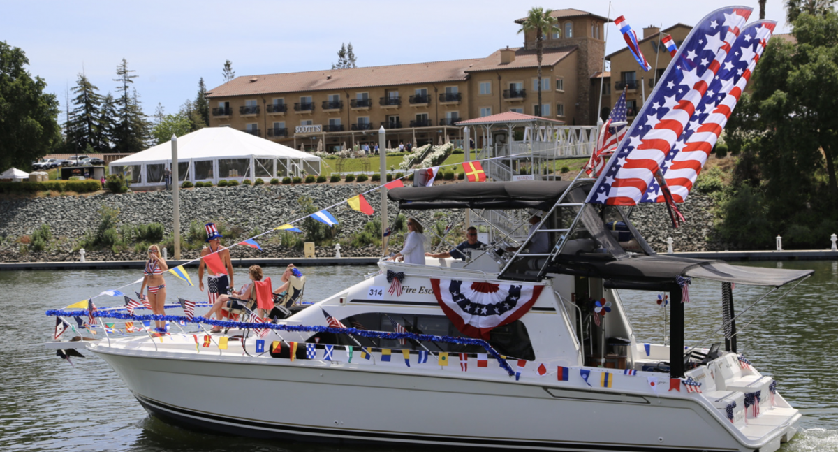 Independence Day Boat Parade Old Sacramento Waterfront