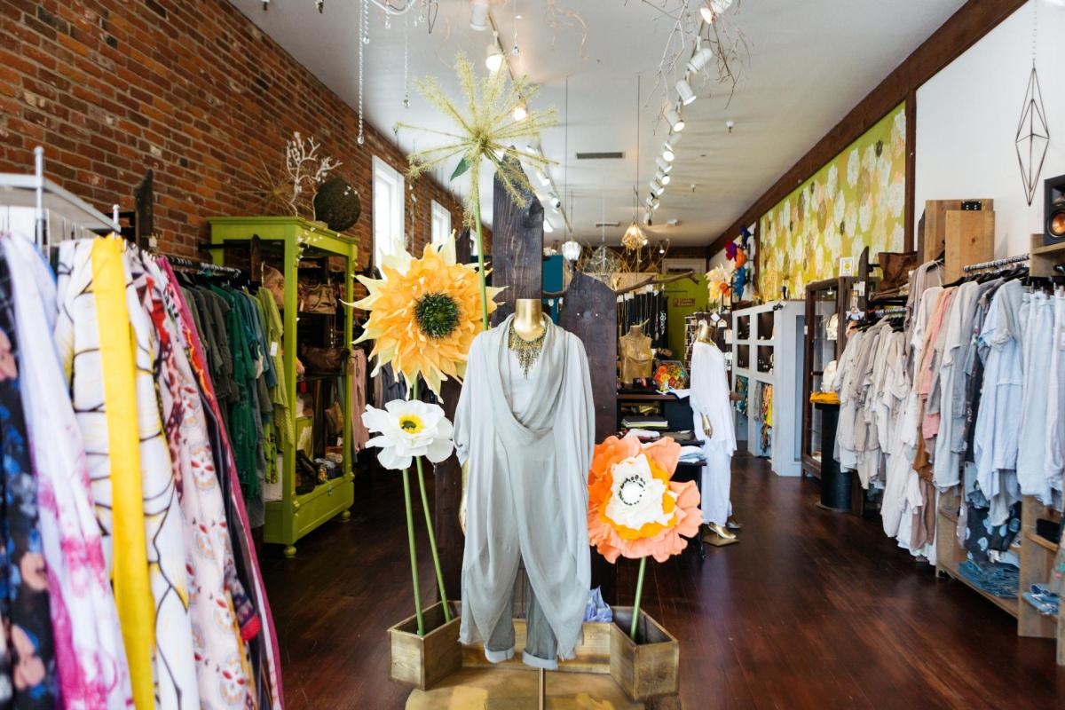 Linen clothing clearance store near me