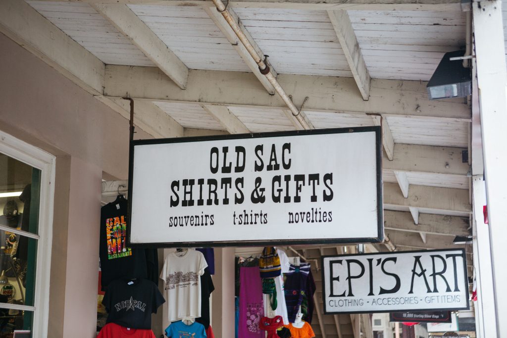 alinatyulyu-oldsacbusinesses_-145