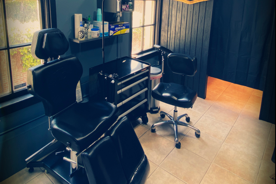 darkateliertattoo_inside