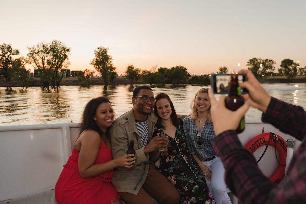 sacramento_valentines_day_alive_after_five__0